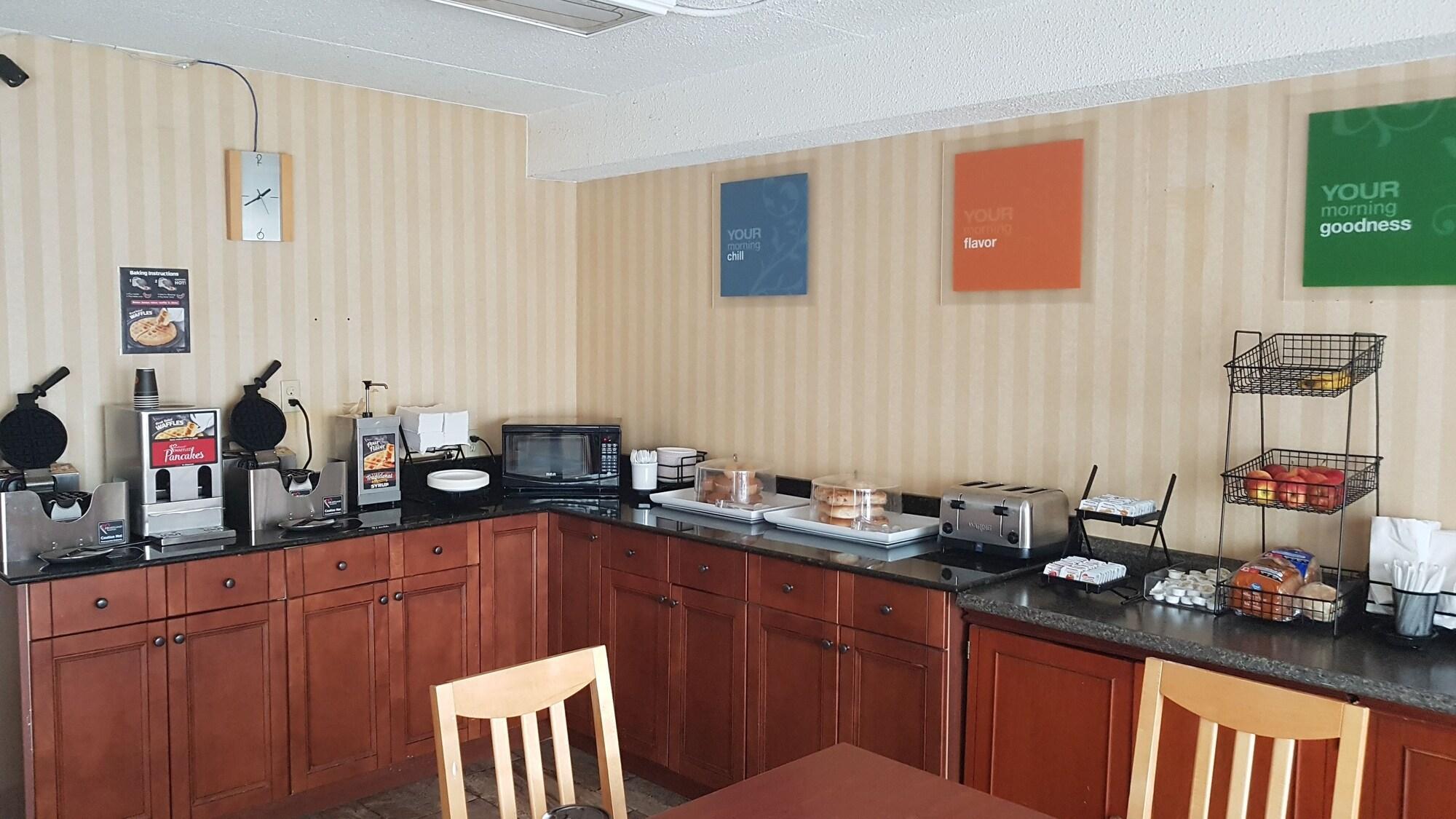 Travelodge By Wyndham Welland Esterno foto