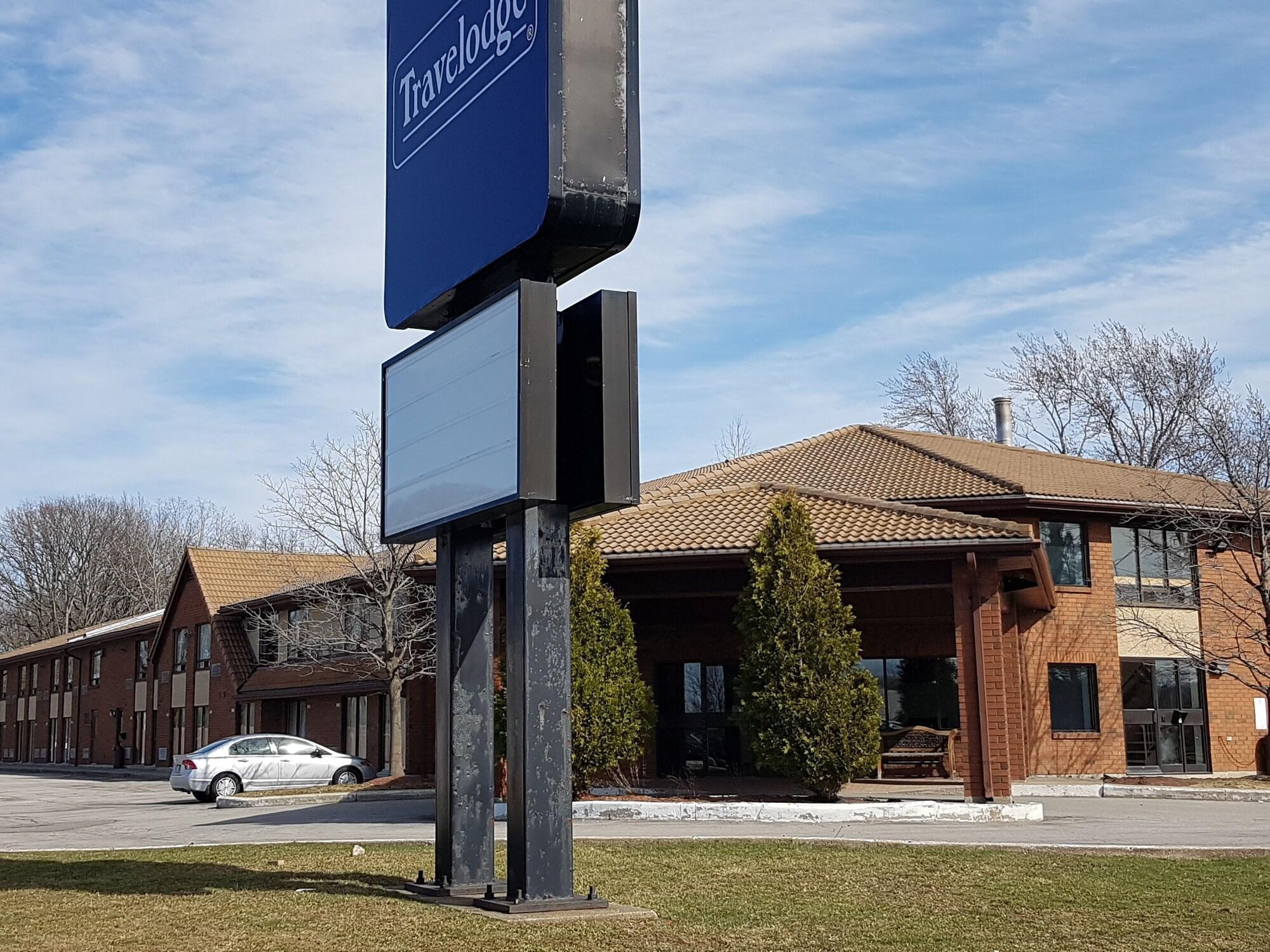 Travelodge By Wyndham Welland Esterno foto