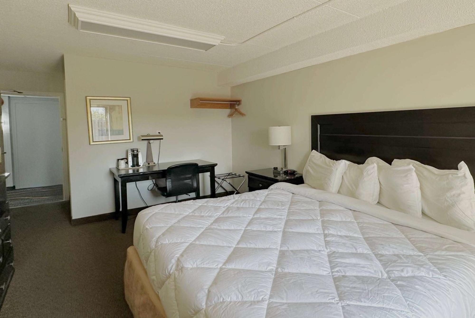 Travelodge By Wyndham Welland Esterno foto