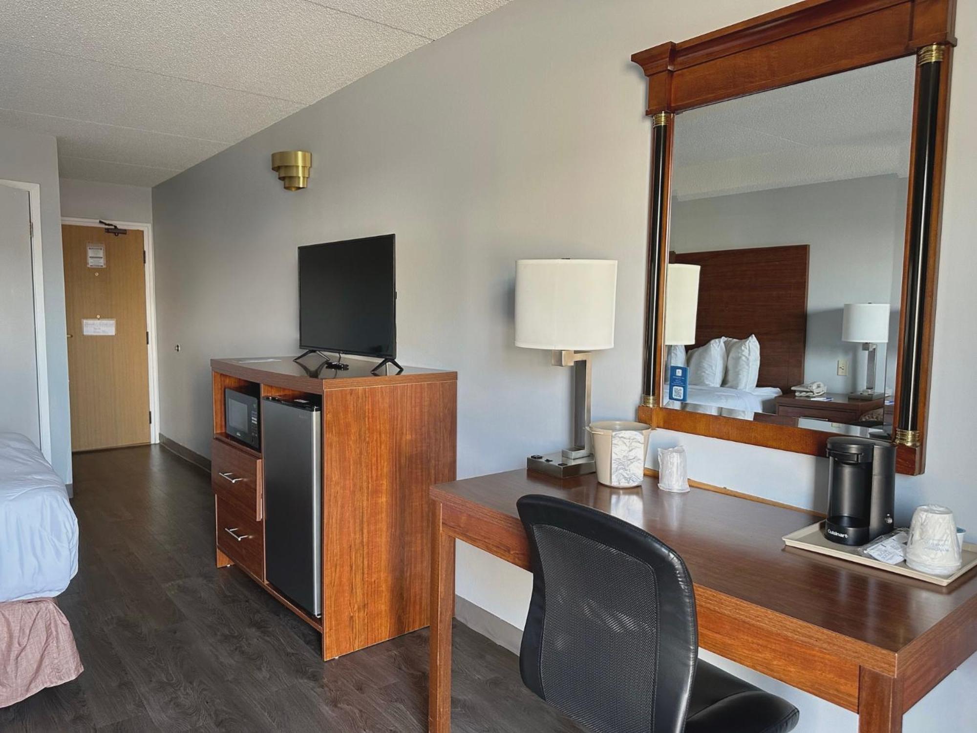 Travelodge By Wyndham Welland Esterno foto