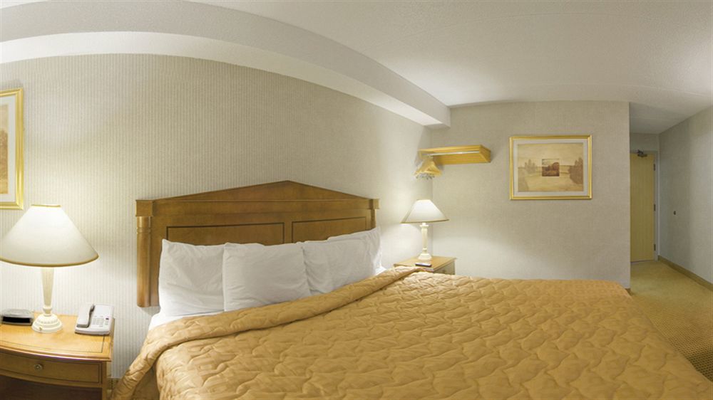 Travelodge By Wyndham Welland Esterno foto