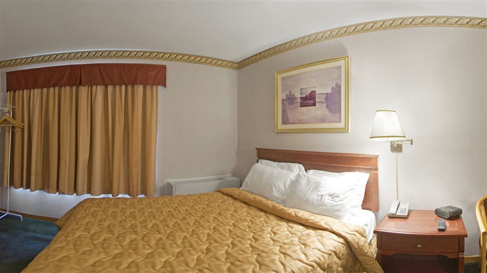 Travelodge By Wyndham Welland Esterno foto